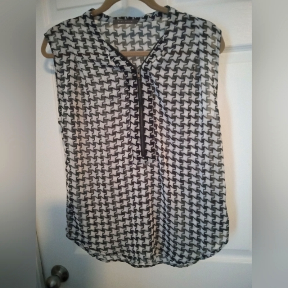 Suzy Shier Top